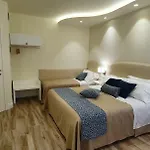 Ines Panzió 4*