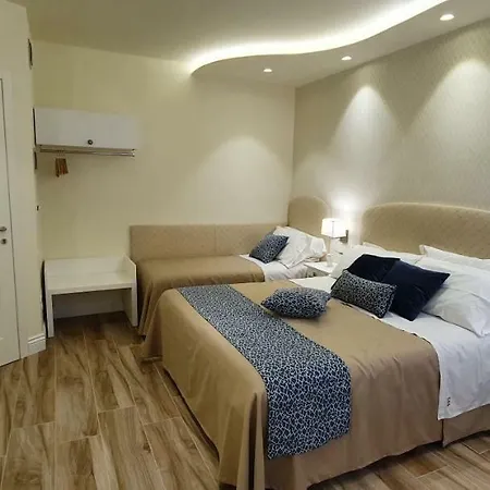 Ines Bed & Breakfast 3*