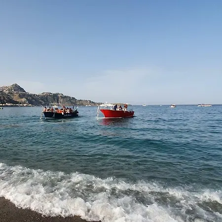 Bed & Breakfast Ines Giardini Naxos