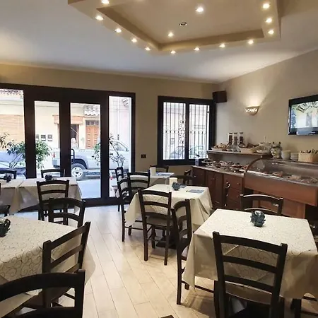 Alojamento de Acomodação e Pequeno-almoço Ines 4*
