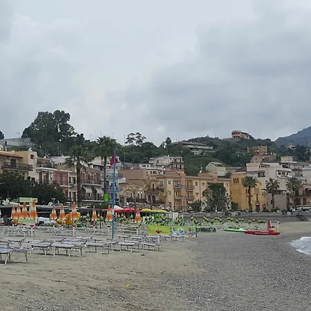 Ines 4* ジャルディーニ・ナクソス